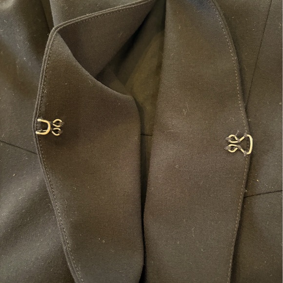 White House Black Market Black Blazer - Picture 4 of 5